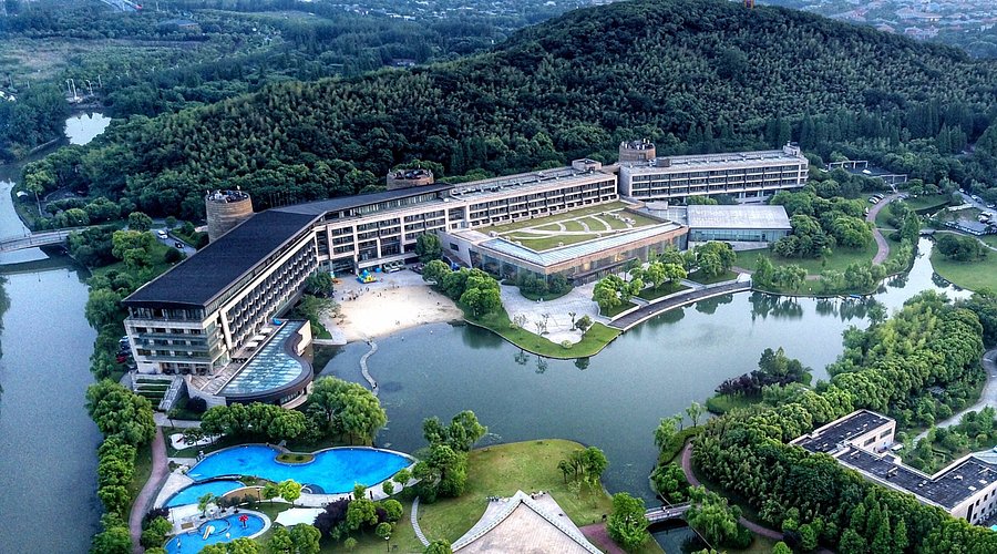 Sheshan Hillview Resort exterior